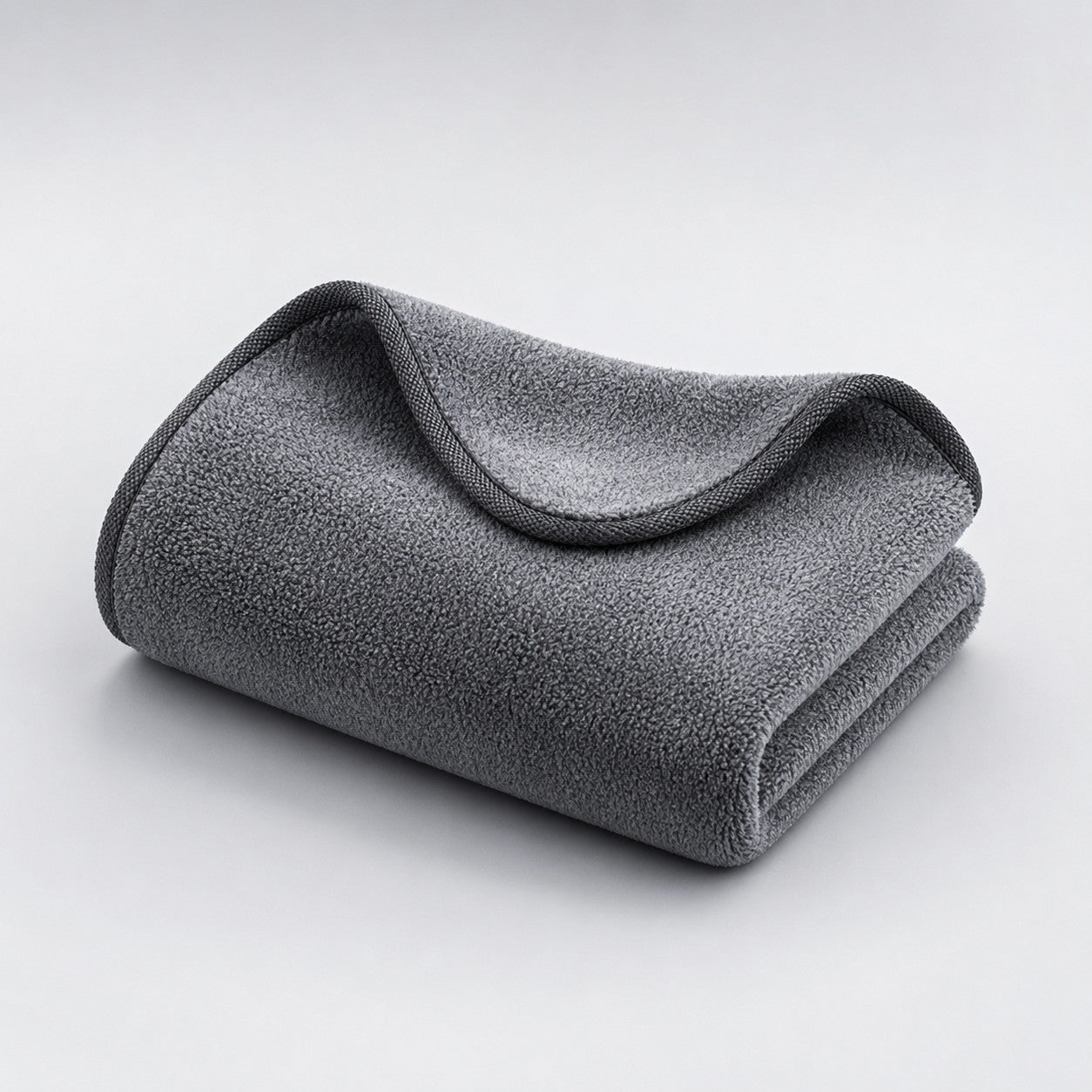 AquaGlide premium microfiber car drying towel 30x60cm in grey