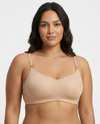 Clara Smooth Scoop Wirefree Bra Nude Front Close Detail