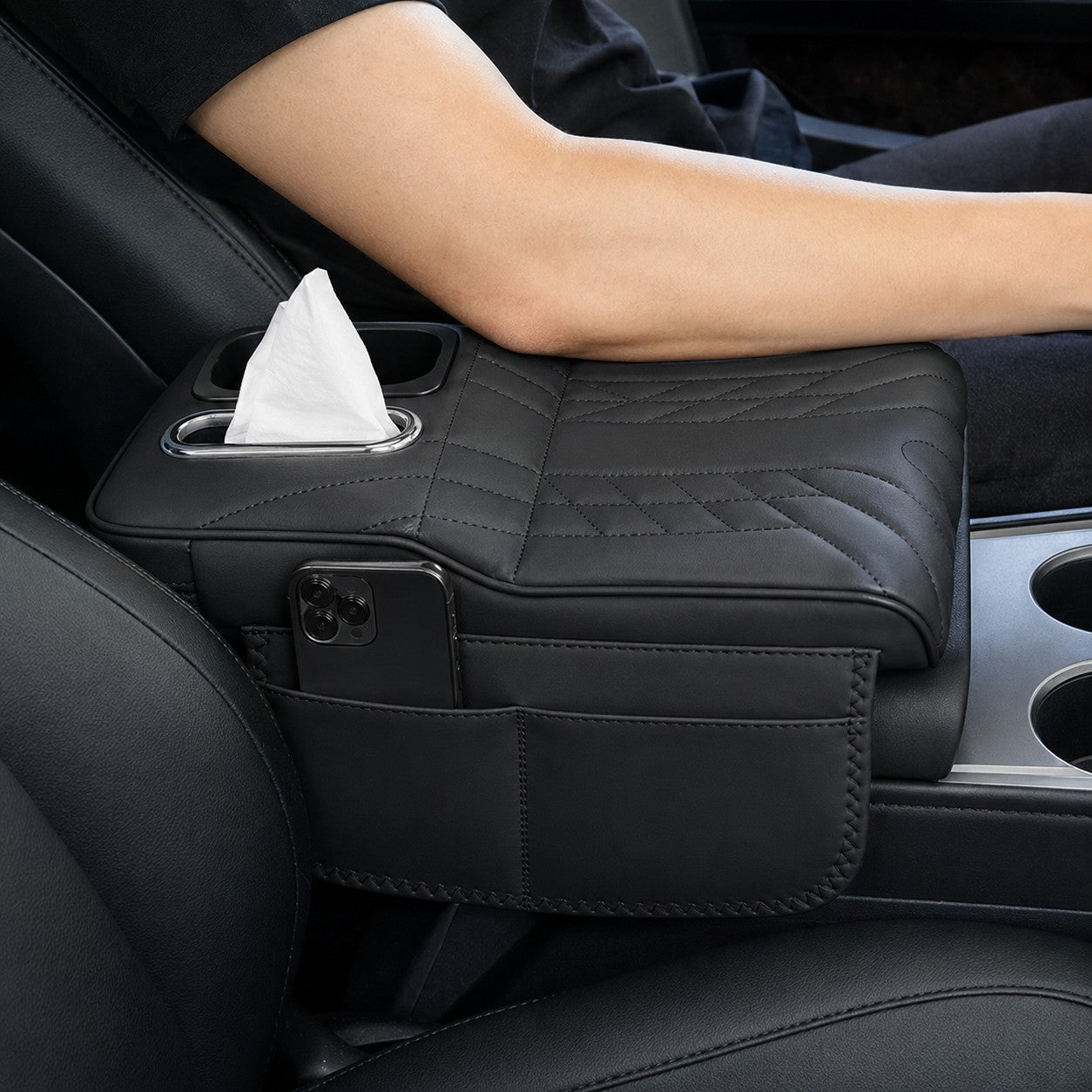Resting an arm on the padded CloudRest console cushion