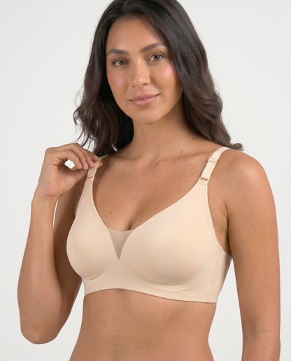 Demi Seamless Smoothing Wireless Bra Ivory Three Quarter