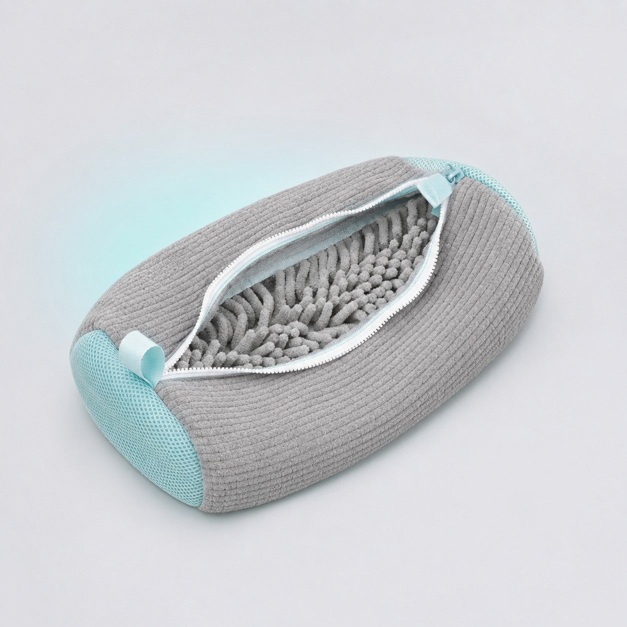 FreshSole shoe washing and drying bag in grey