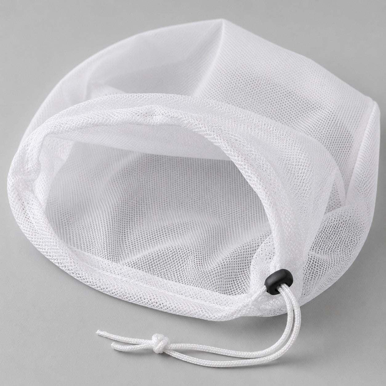 MeshGuard mesh laundry wash bag with drawstring