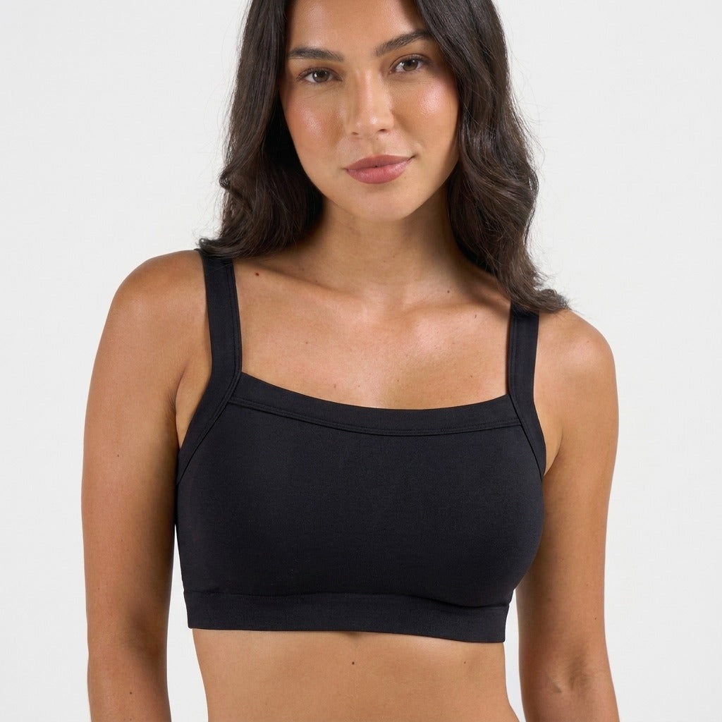 Nova Seamless Wire Free Crop Sports Bra Black Front