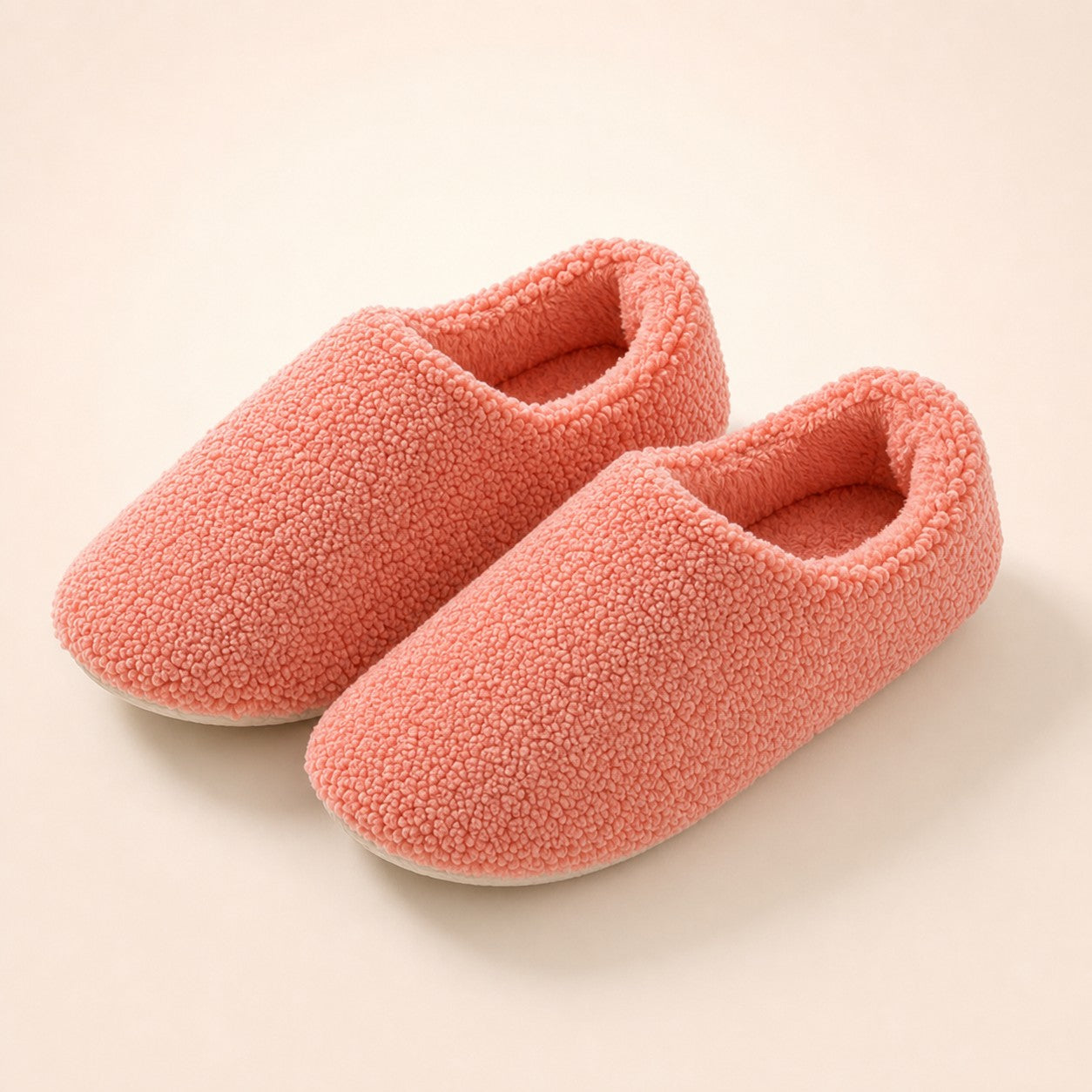SnugStep cosy slippers in red