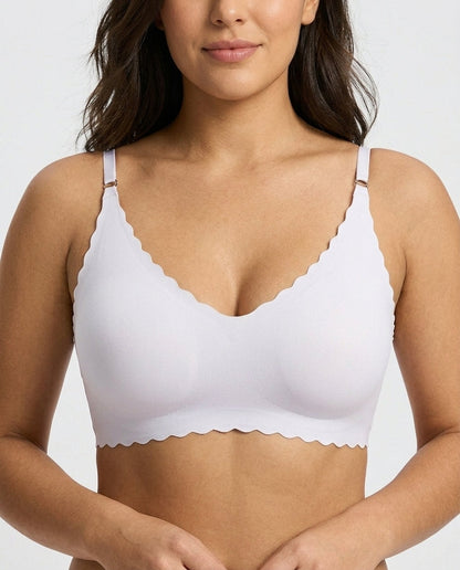 Sora Scalloped V Neck Bralette Pale Lilac Front Close Detail