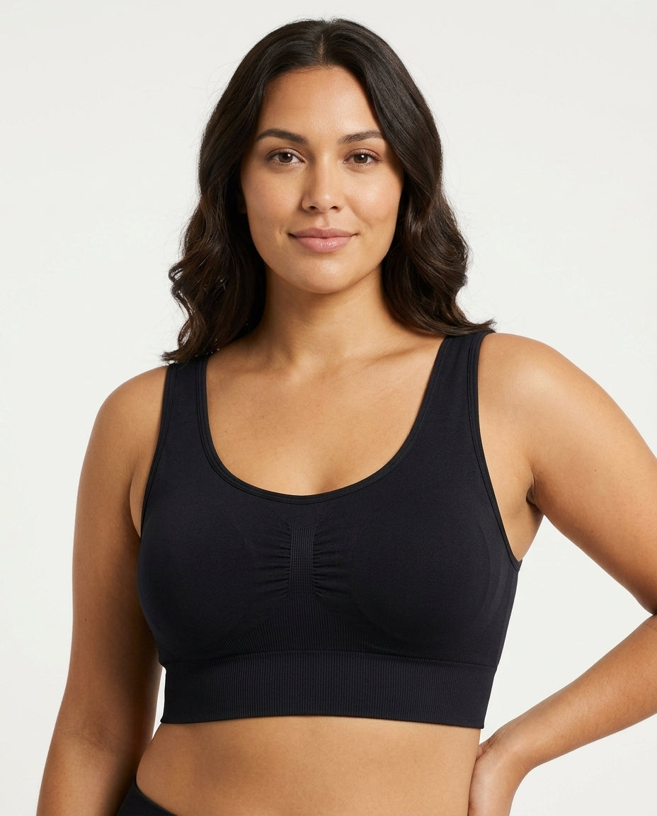 Tessa Seamless Scoop Yoga Bra Black Hero Front New Zealand model