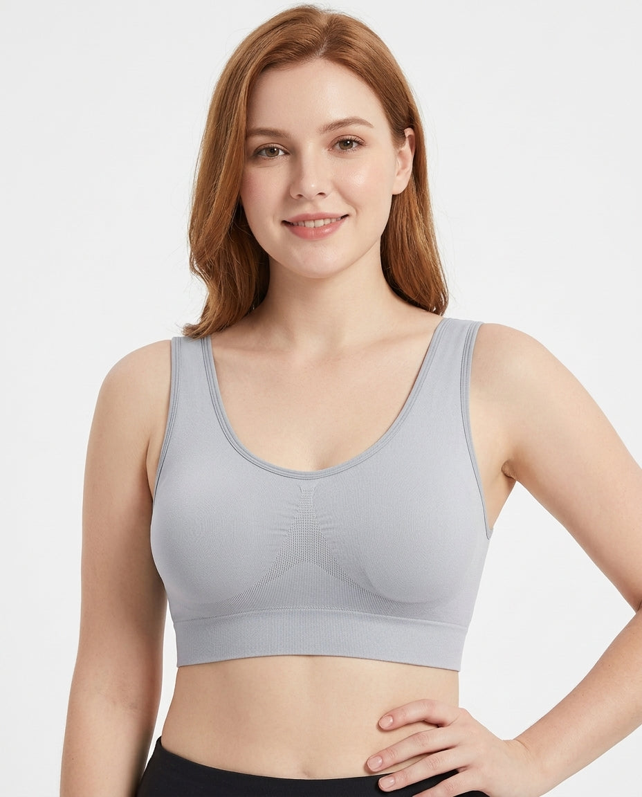 Tessa Seamless Scoop Yoga Bra Light Gray Hero Front New Zealand model